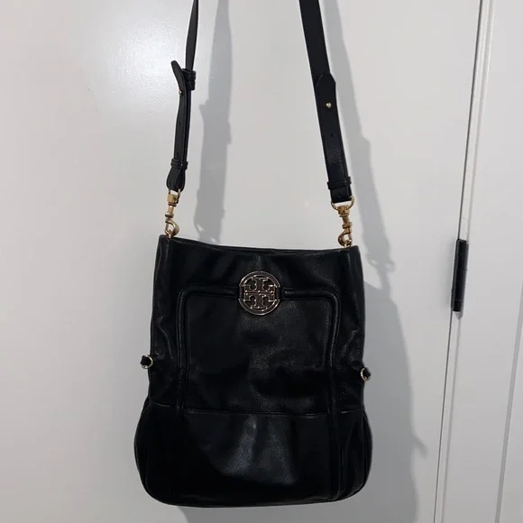Tory Burch Black Fold Over Leather Shoulder Bag - Picture 9 of 10